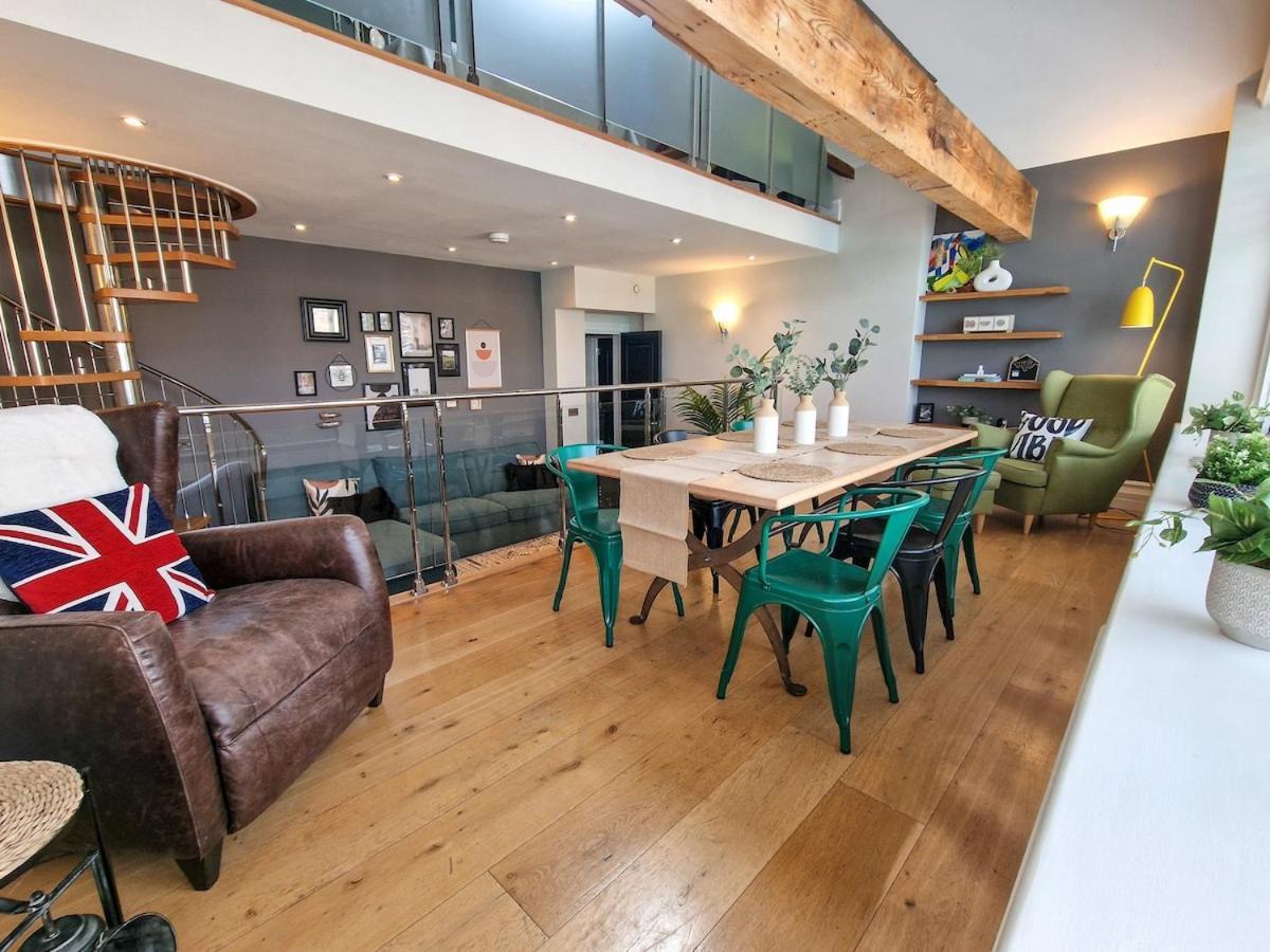 Luxury Piccadilly Duplex Flat By City Superhost แมนเชสเตอร์ ภายนอก รูปภาพ