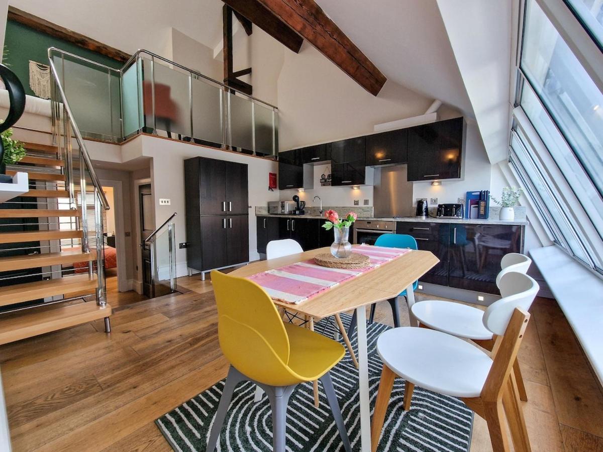 Luxury Piccadilly Duplex Flat By City Superhost แมนเชสเตอร์ ภายนอก รูปภาพ